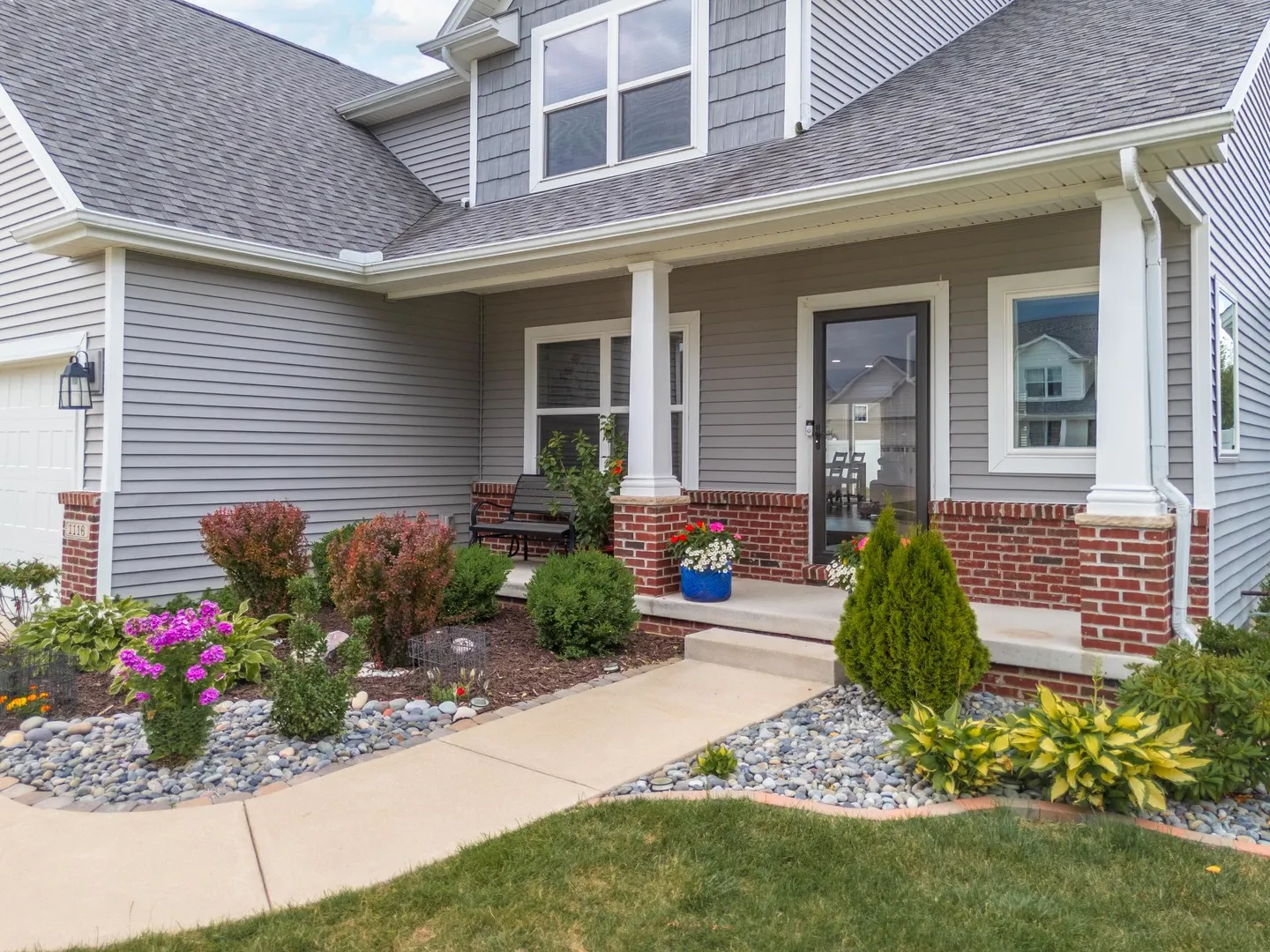 1116 Staghorne Way IL