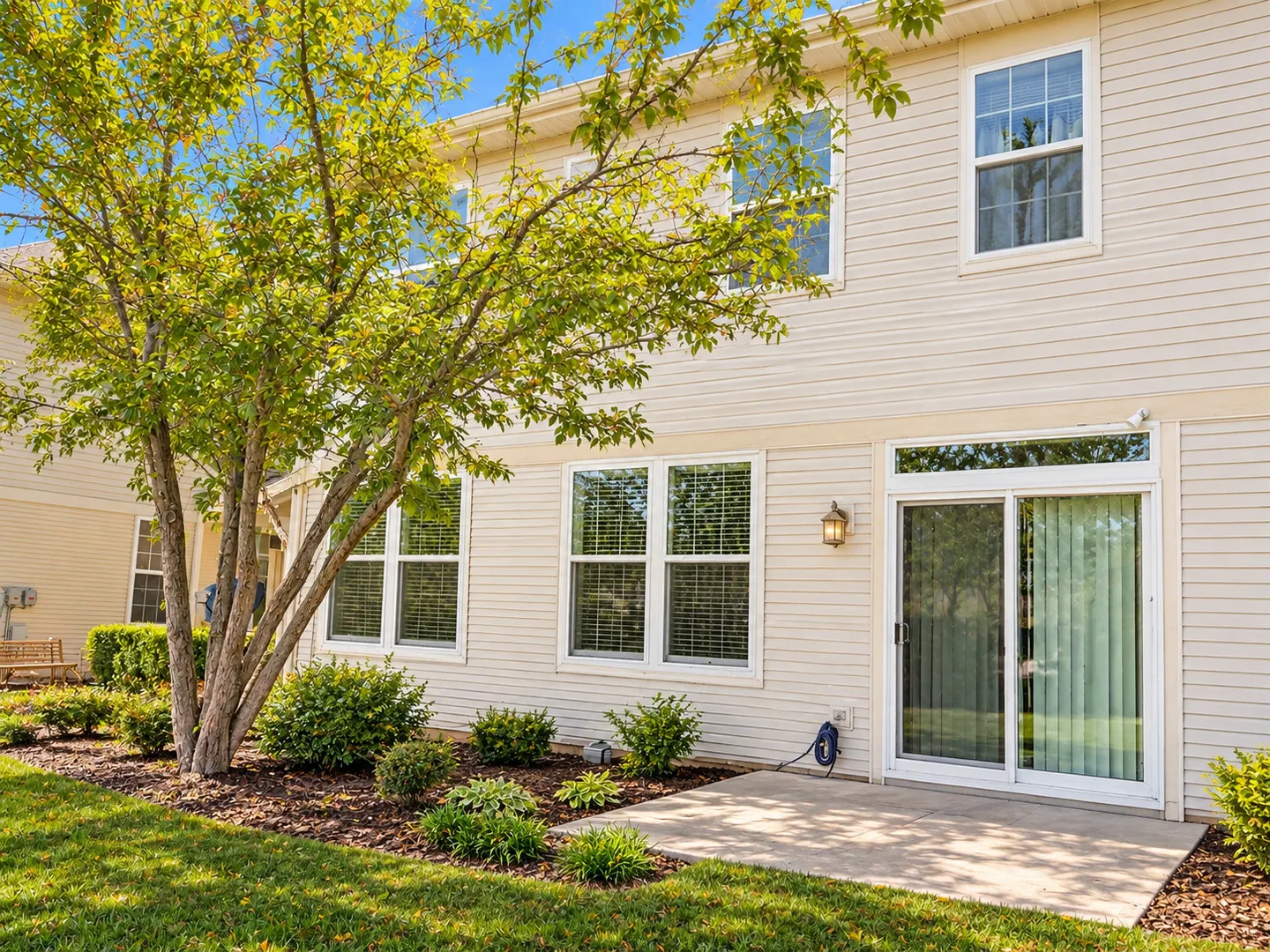 2100 Sunrise Circle IL