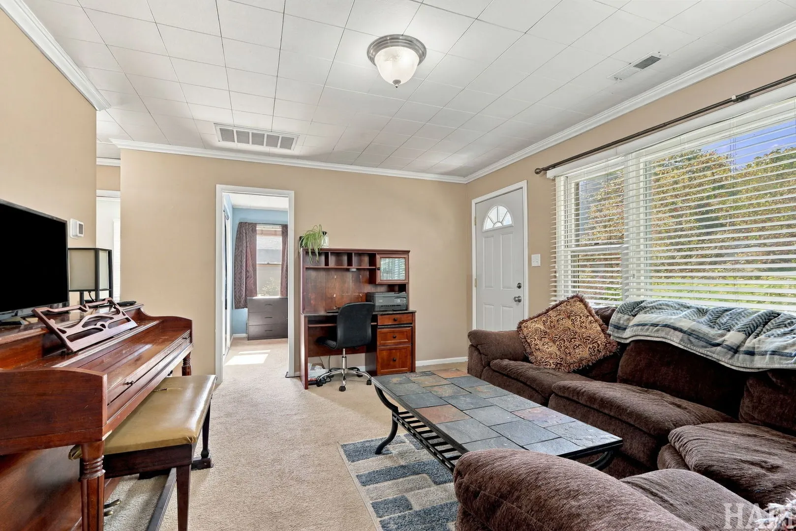 215 Valley Drive IL