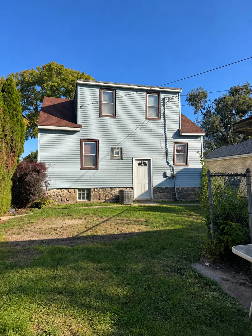 8045 46th Street IL