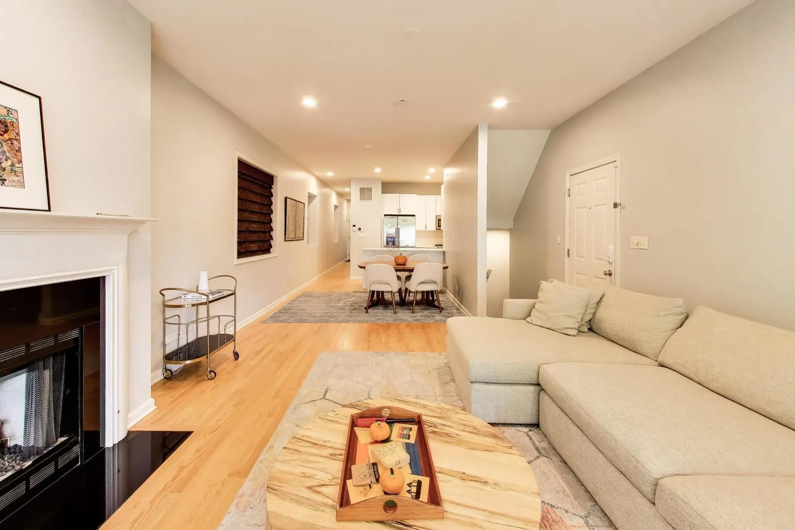 2622 N Mildred Avenue IL #1