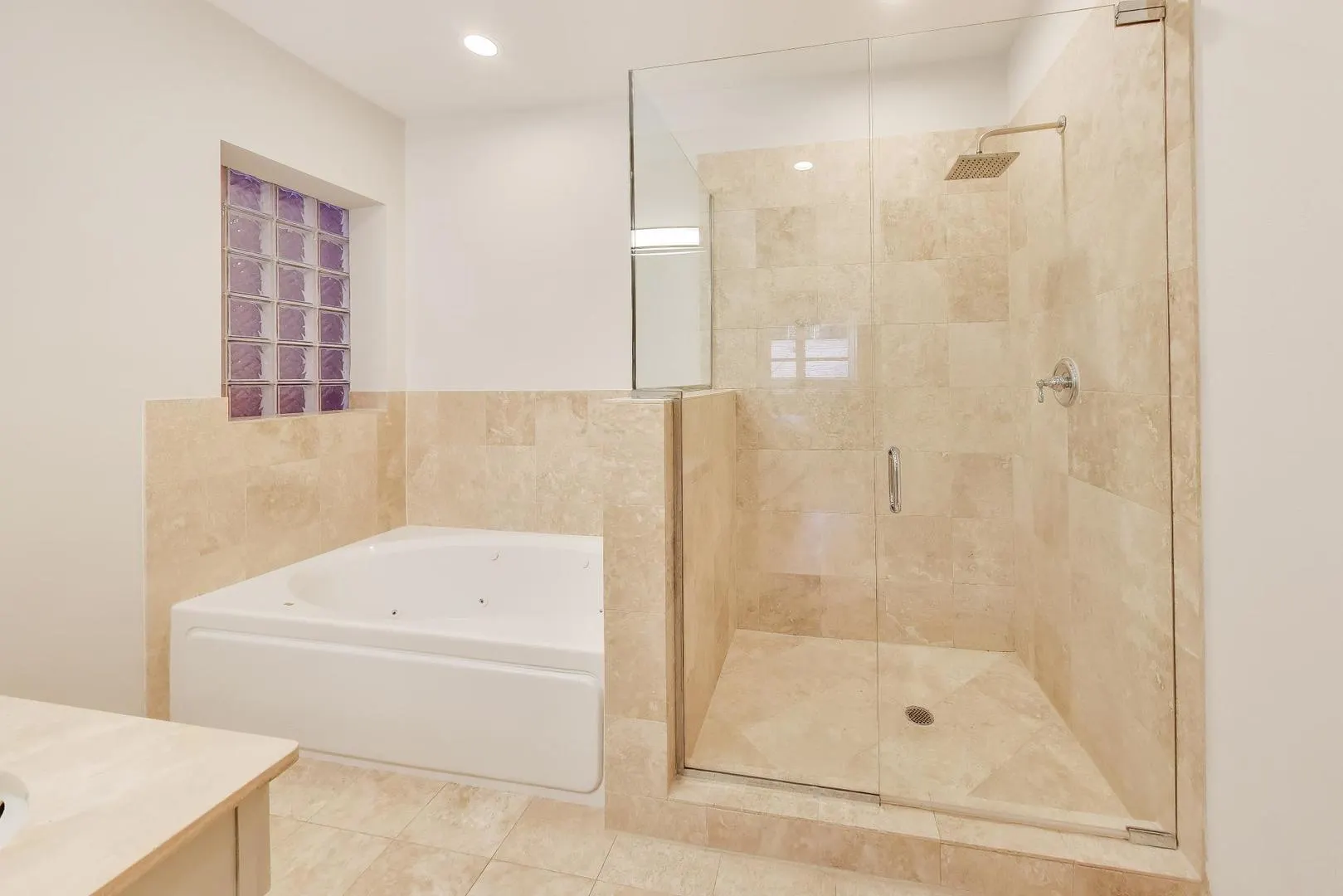 2622 N Mildred Avenue IL #1