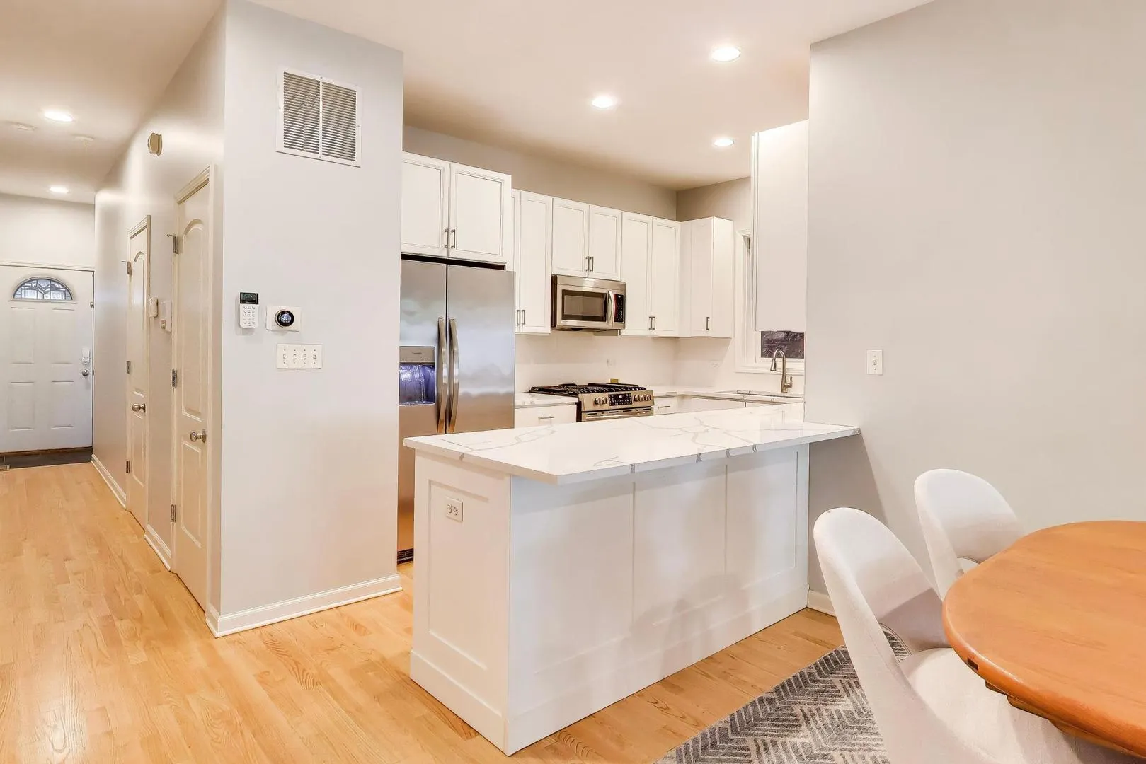 2622 N Mildred Avenue IL #1