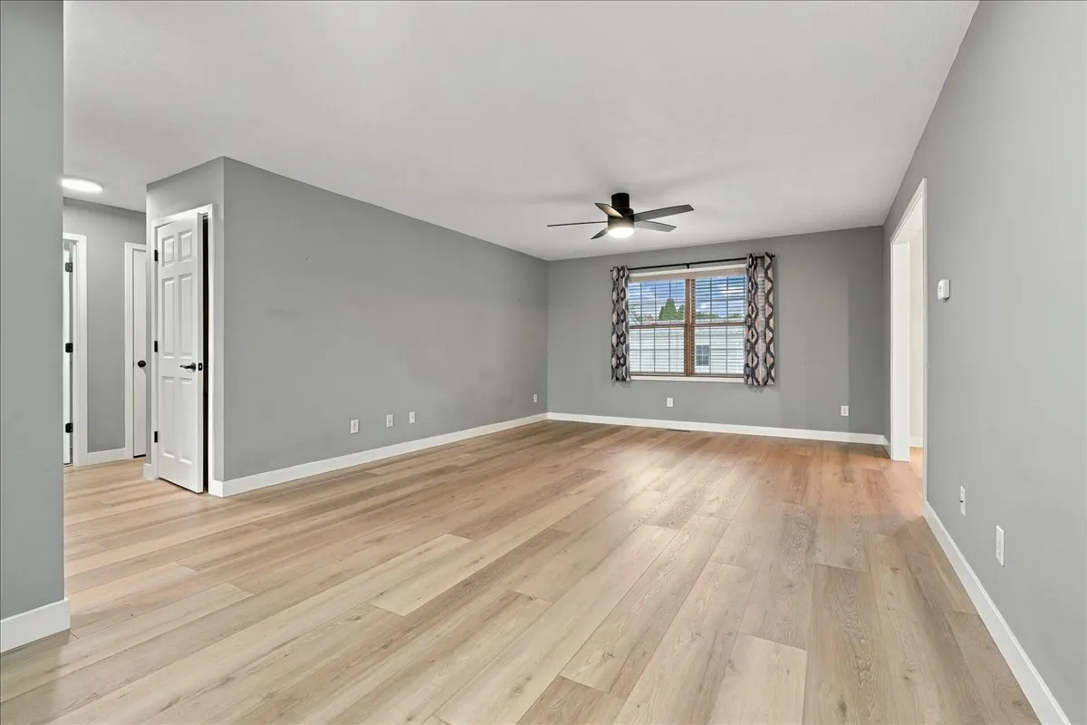 802 Platt Way IL