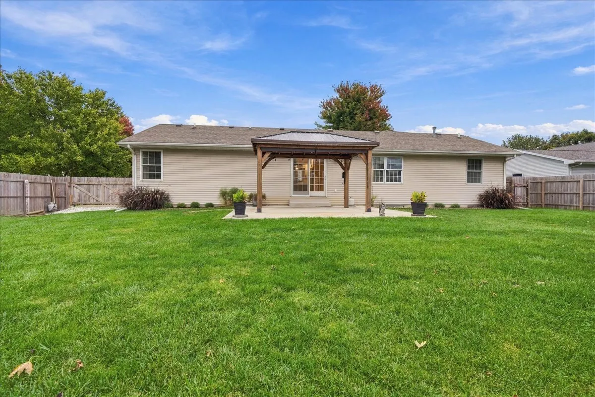 802 Platt Way IL