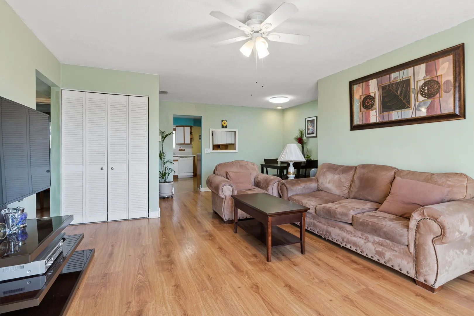 612 Cobblestone Circle IL #E