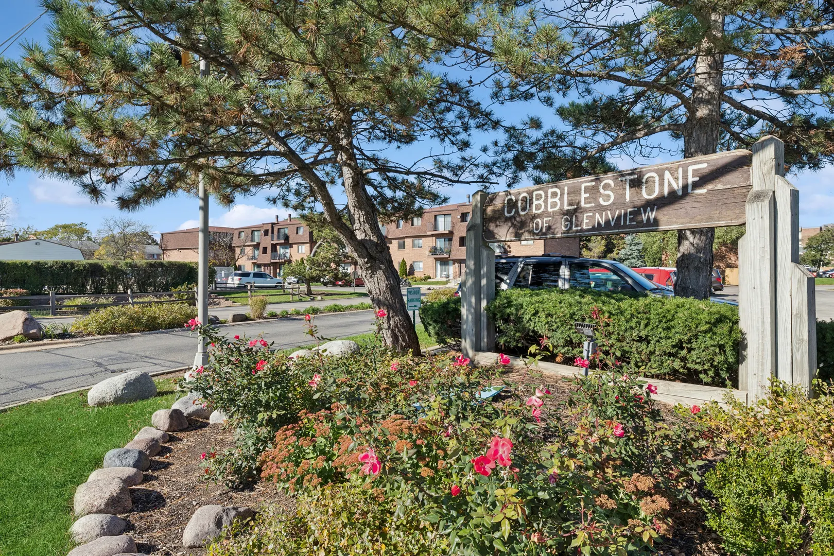 612 Cobblestone Circle IL #E