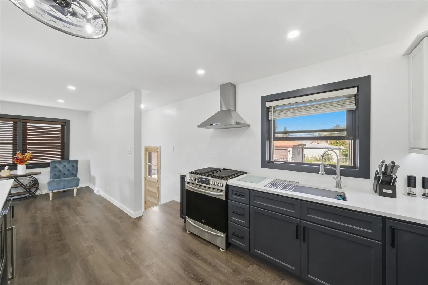 2818 W 101st Street IL