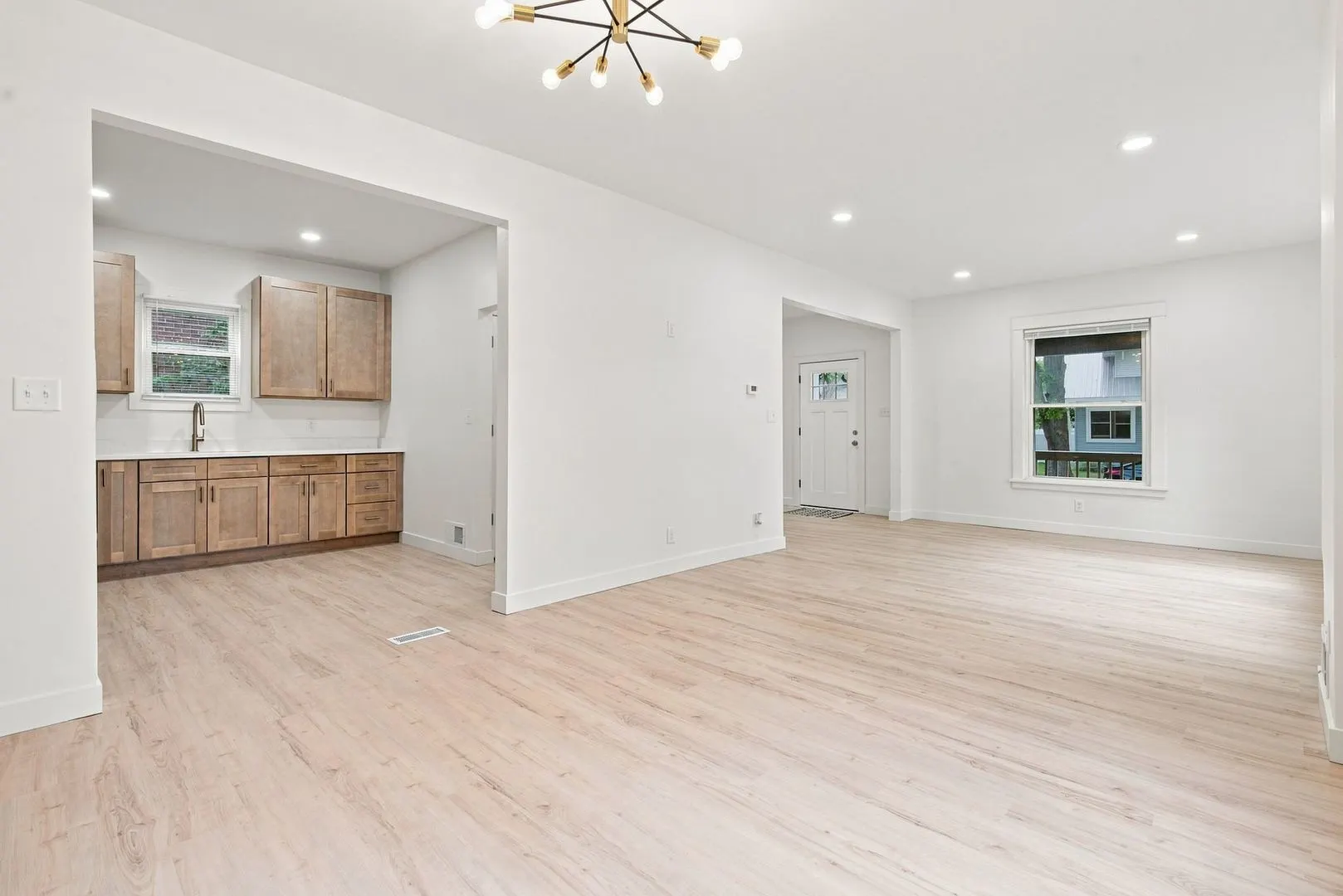 387 S Evergreen Avenue IL