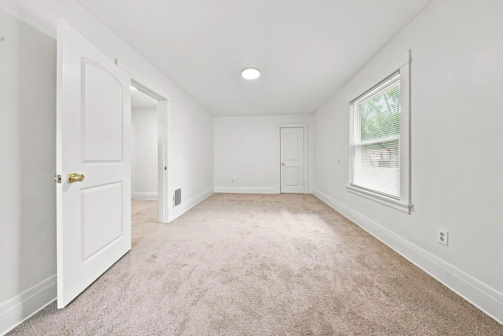 387 S Evergreen Avenue IL