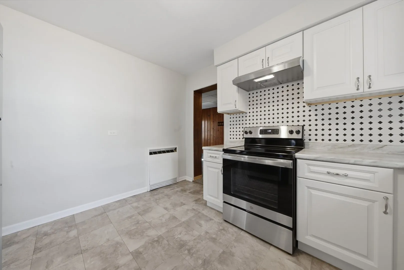 3440 N Oak Park Avenue IL