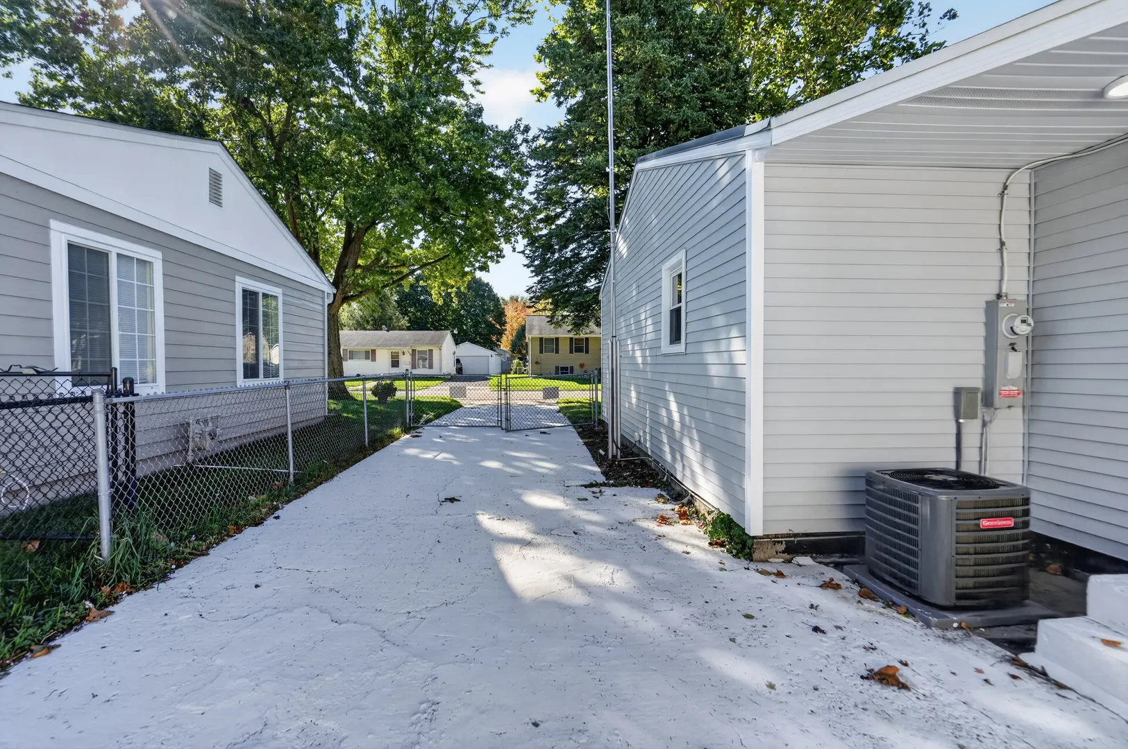 527 Fairlane Avenue IL