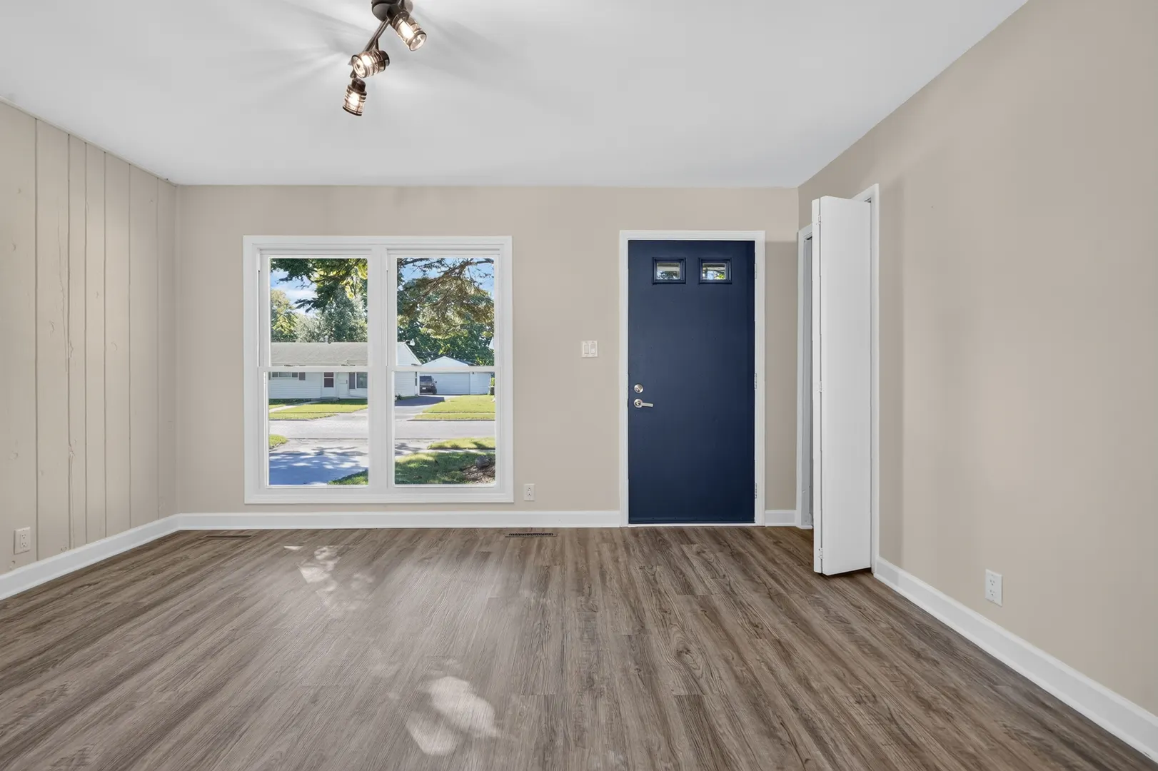 527 Fairlane Avenue IL