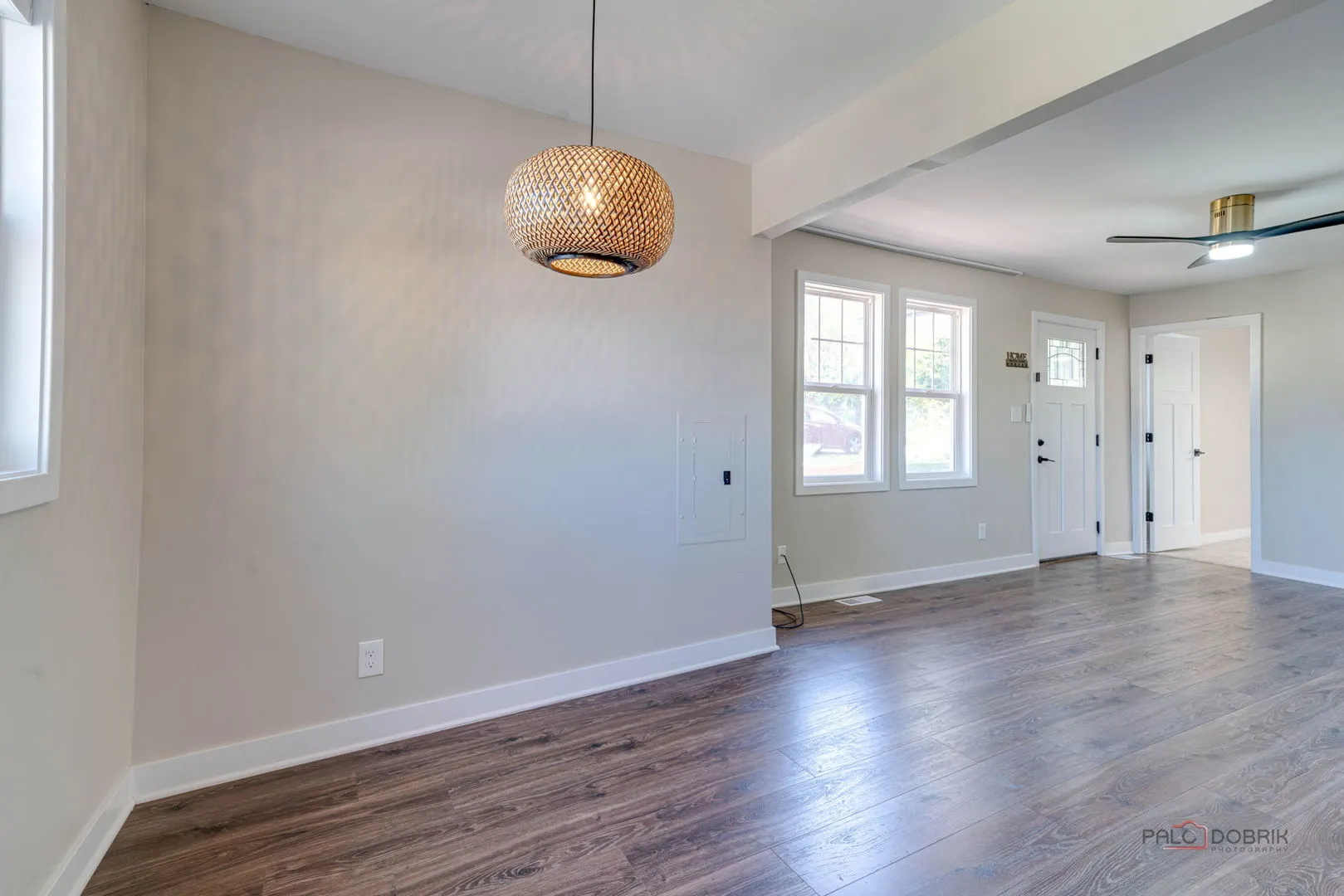 3813 Eastway Drive IL