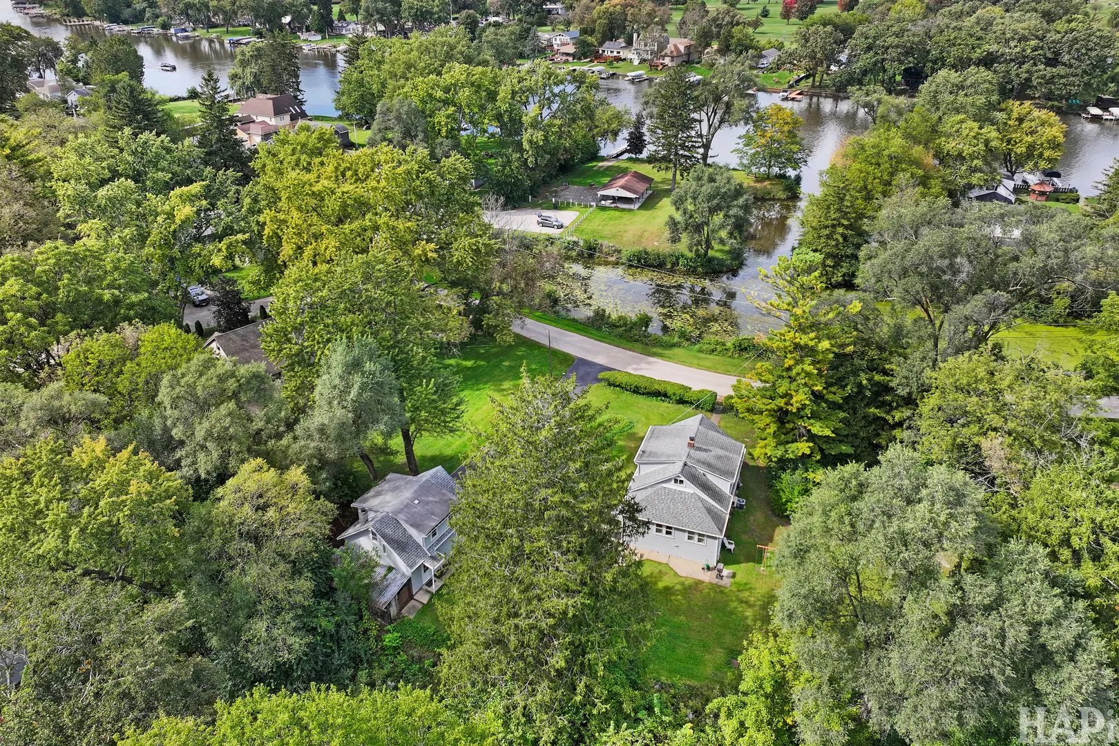 2225 Lagoon Drive IL
