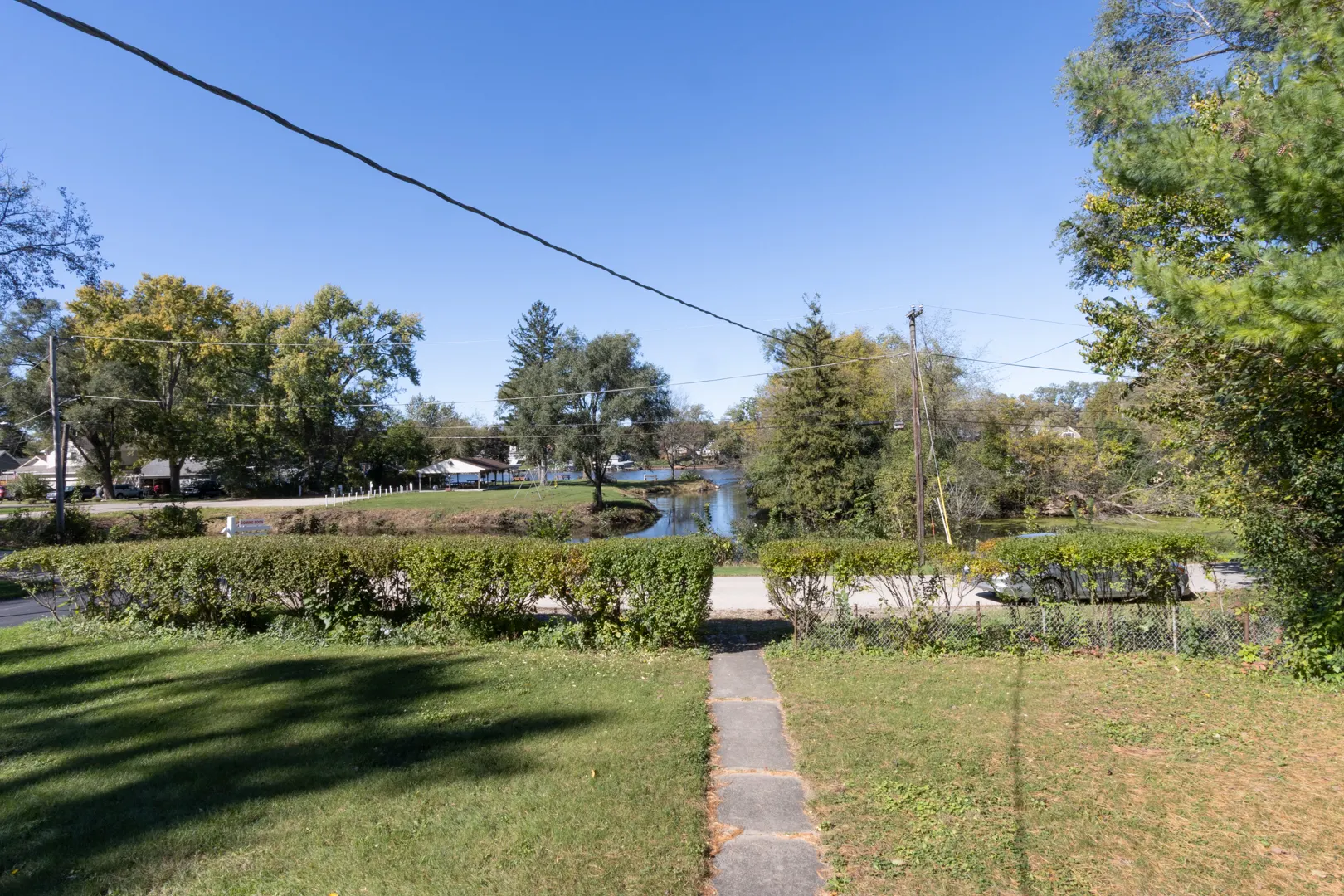 2225 Lagoon Drive IL