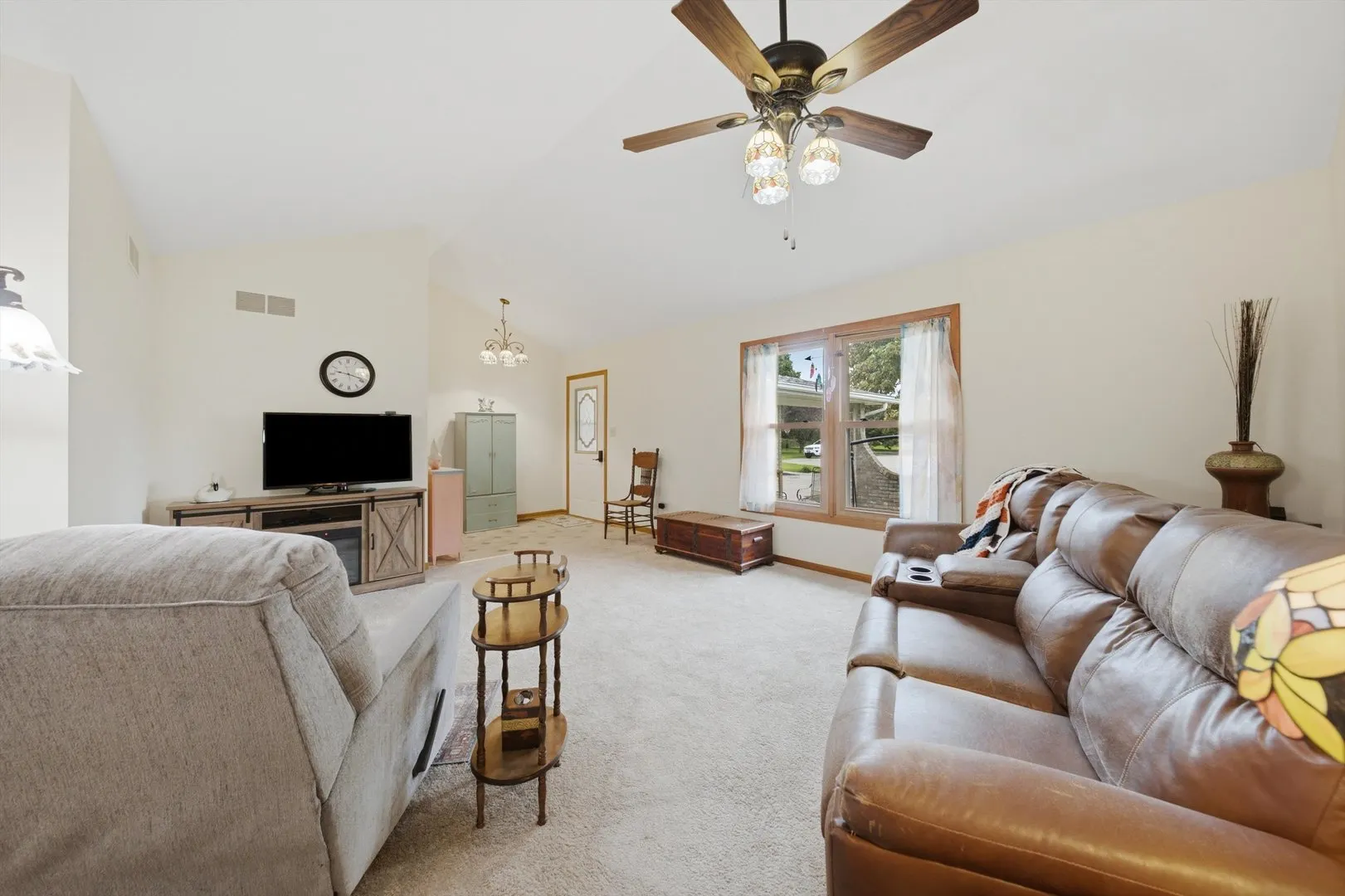 24208 W Frances Court IL