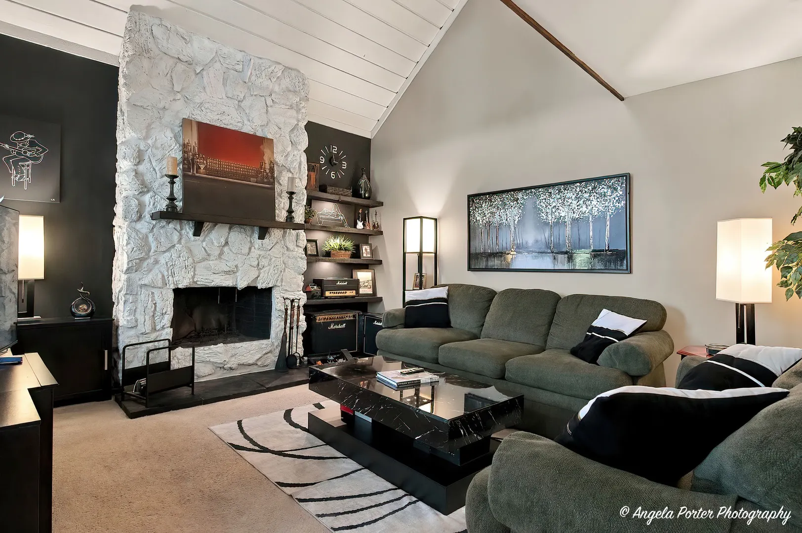 621 Chip Court IL