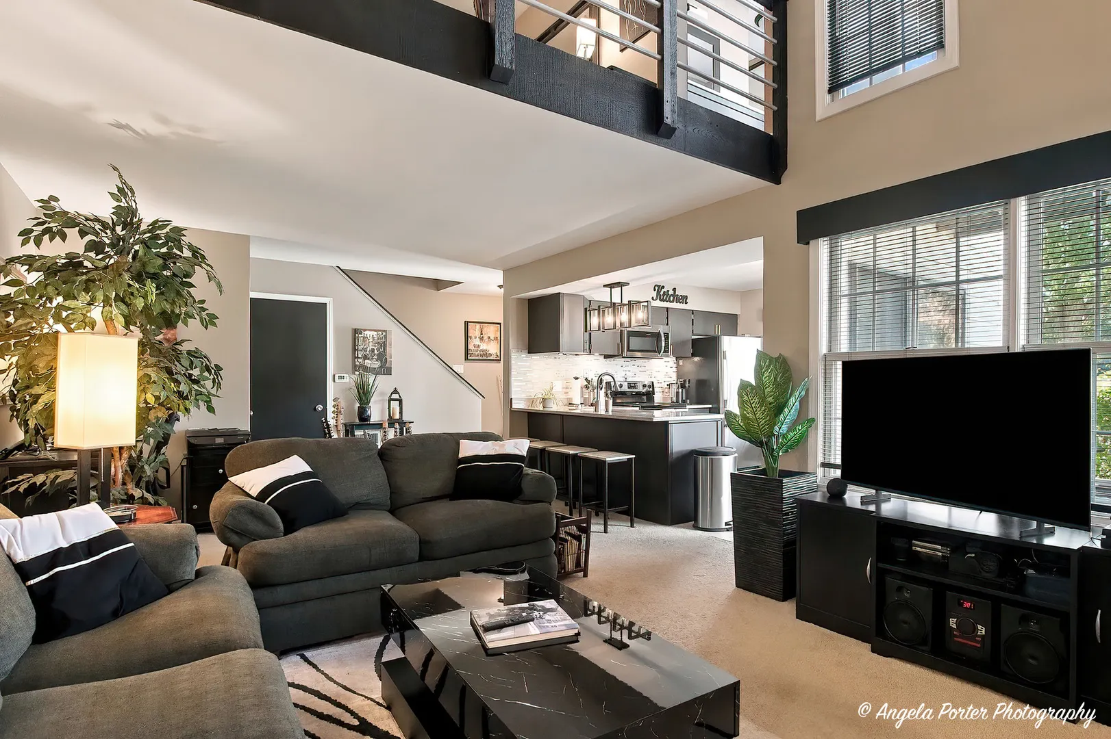 621 Chip Court IL