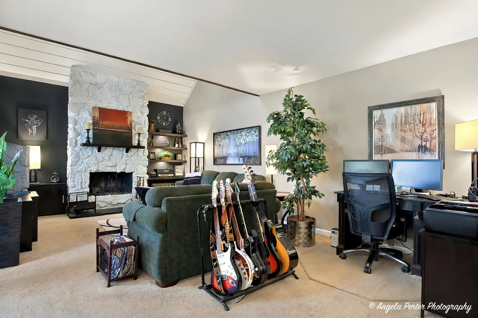 621 Chip Court IL