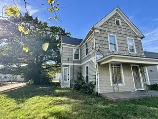 2004 College Avenue IA