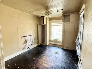2004 College Avenue IA