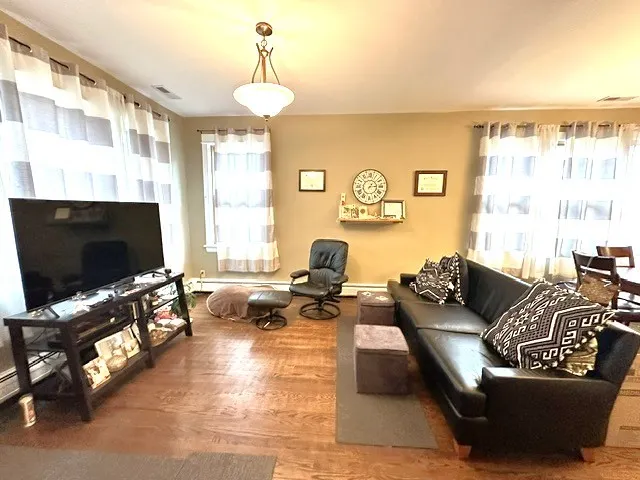 1432 S 61st Court IL
