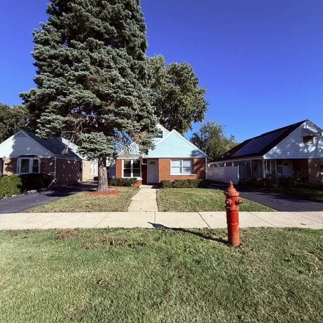 521 53rd Avenue IL