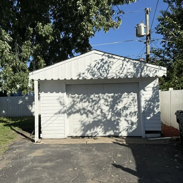 521 53rd Avenue IL