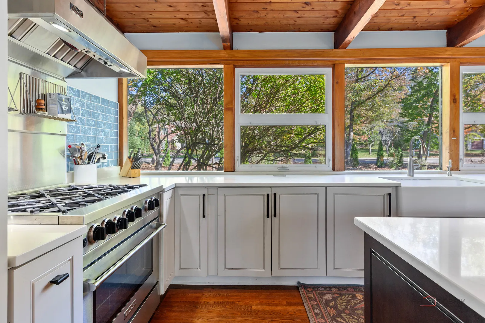 1470 Ridge Road IL
