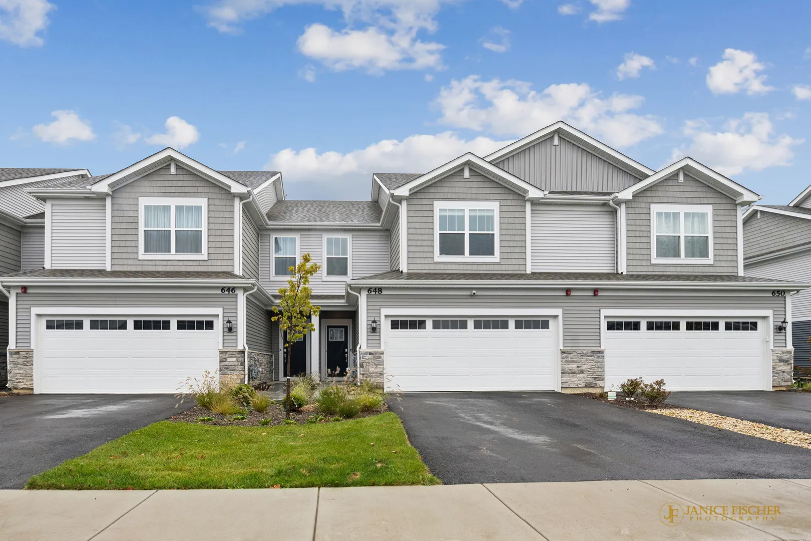 648 Cassia Court IL