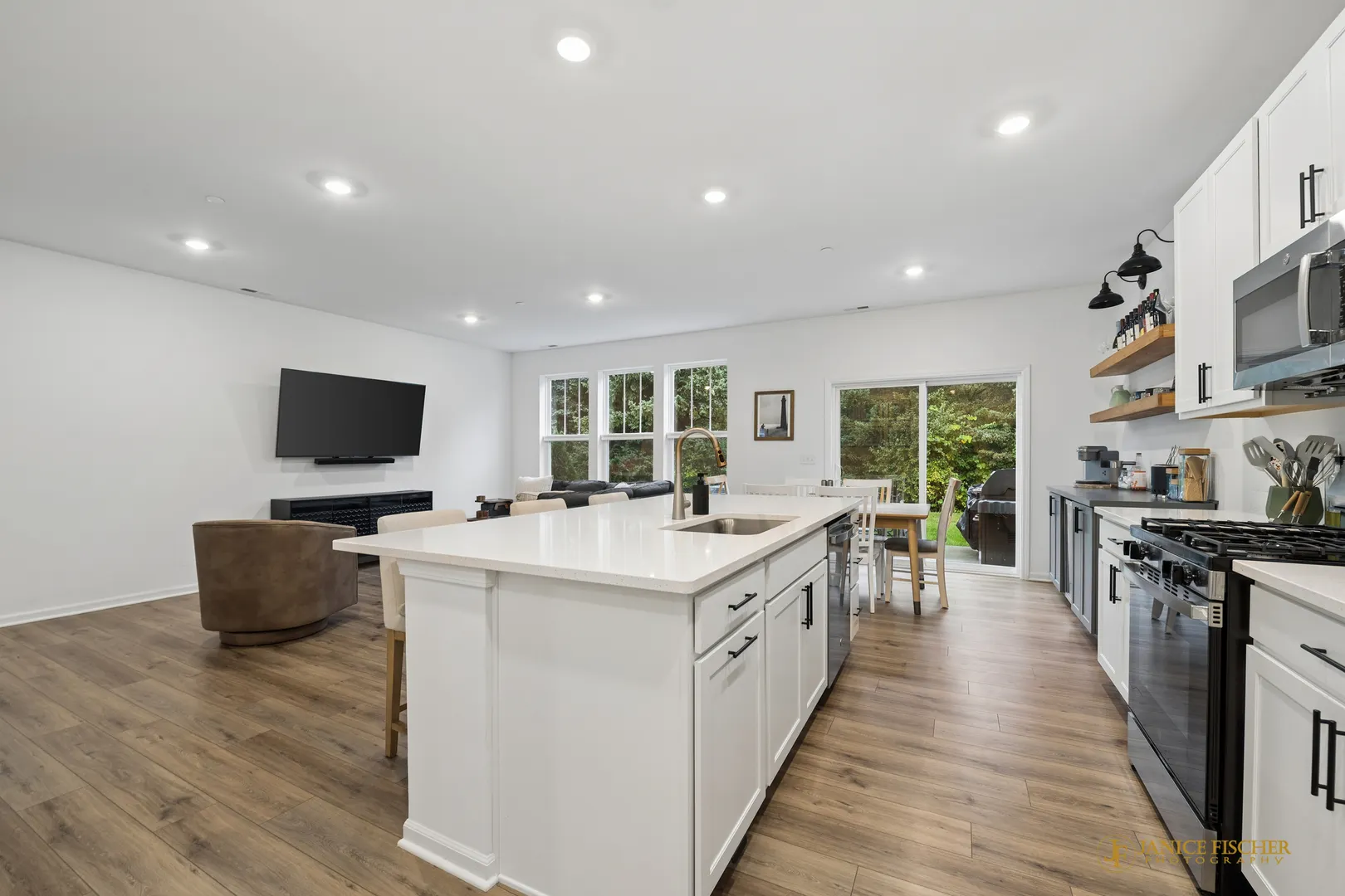 648 Cassia Court IL