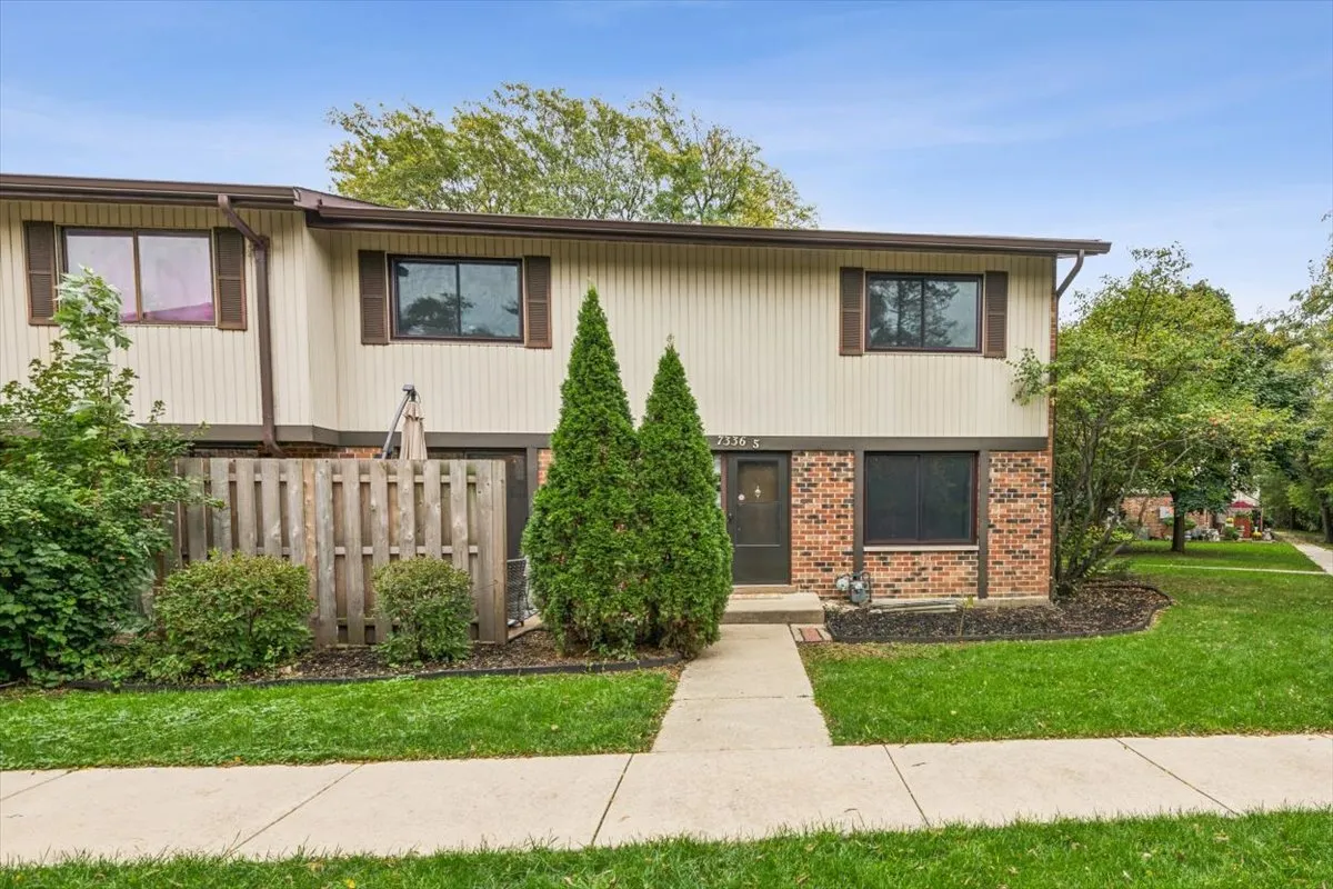 7336 Winthrop Way IL #5
