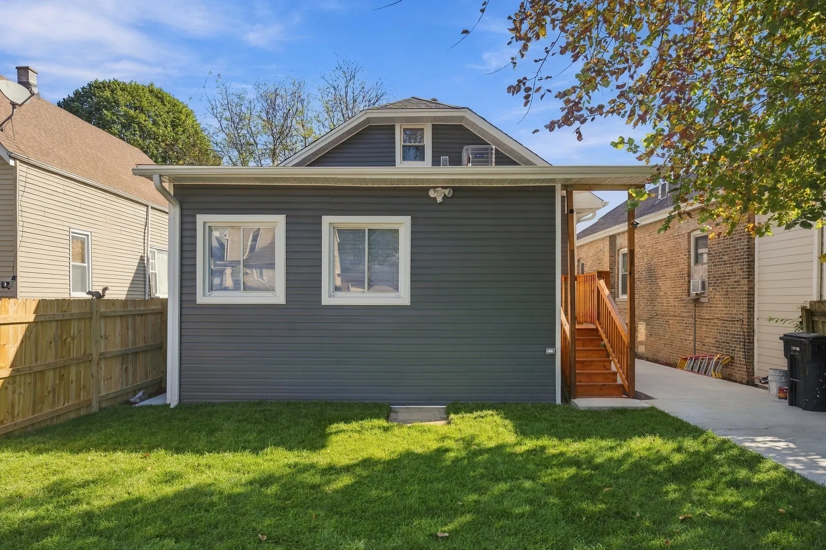 7228 S Hermitage Avenue IL
