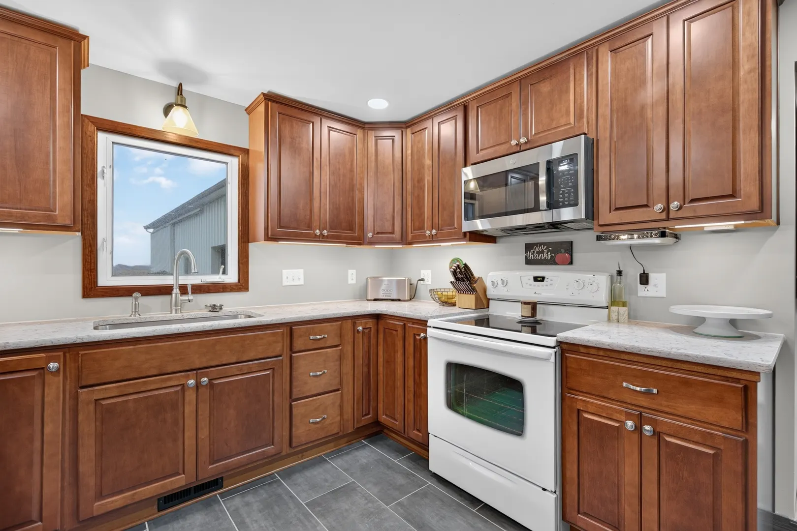 1279 N 1550th Road IL
