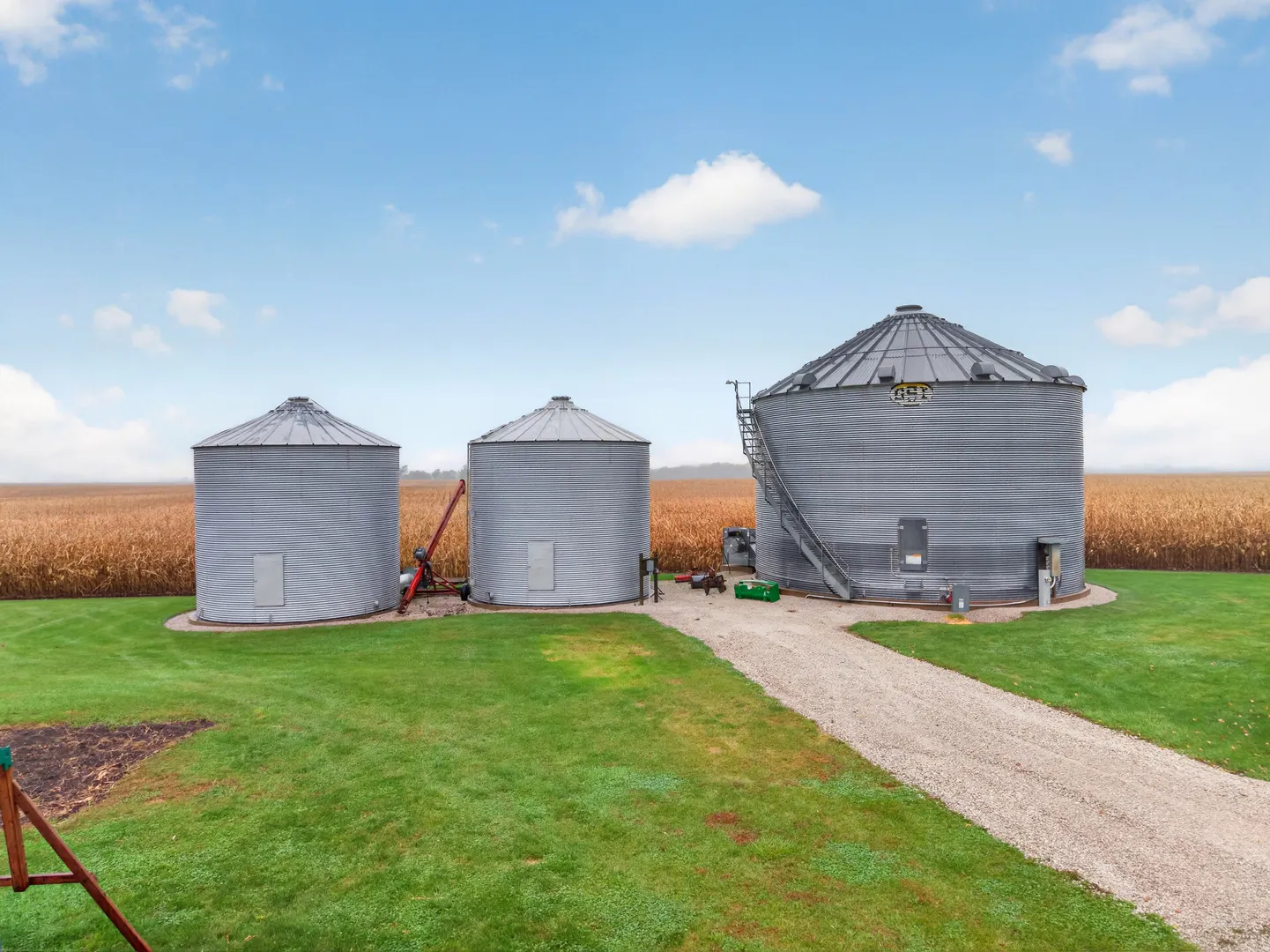1279 N 1550th Road IL