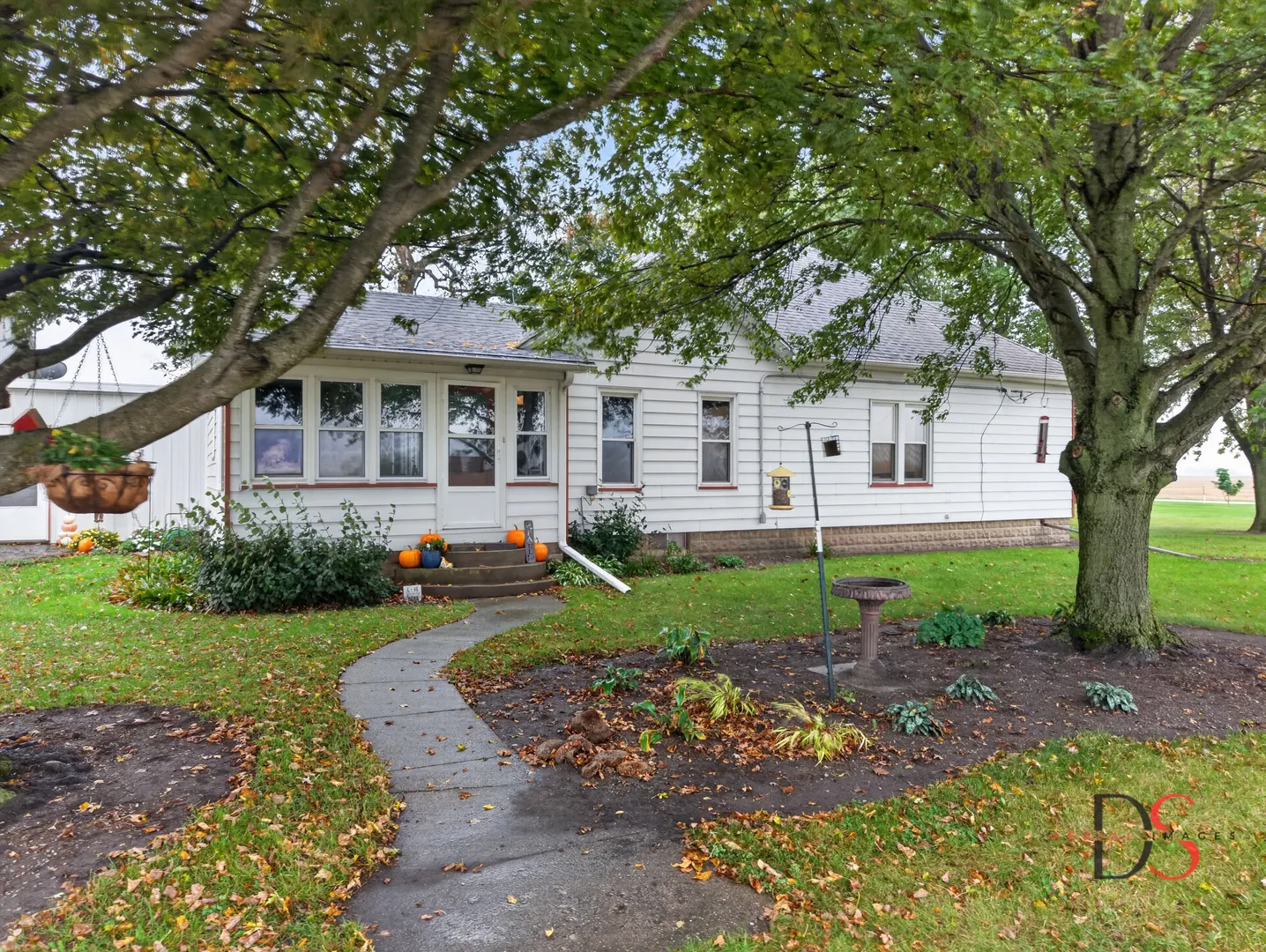 1279 N 1550th Road IL