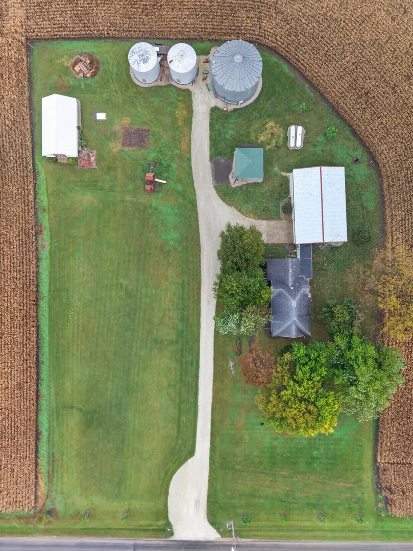 1279 N 1550th Road IL