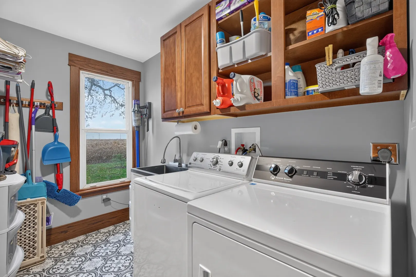 1279 N 1550th Road IL