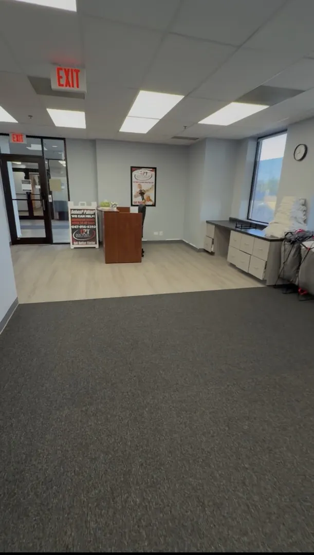 2260 W Higgins Road IL #104