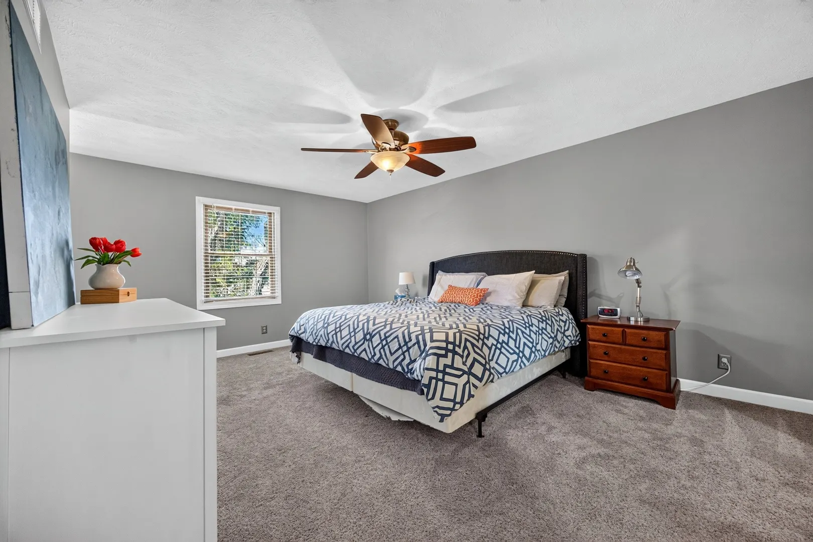 1211 Challis Drive IL