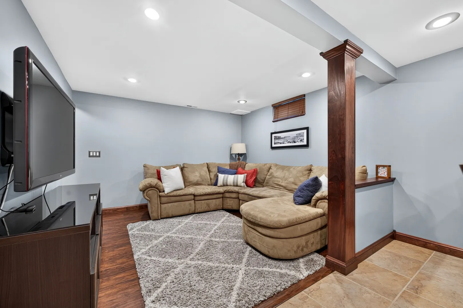 1211 Challis Drive IL