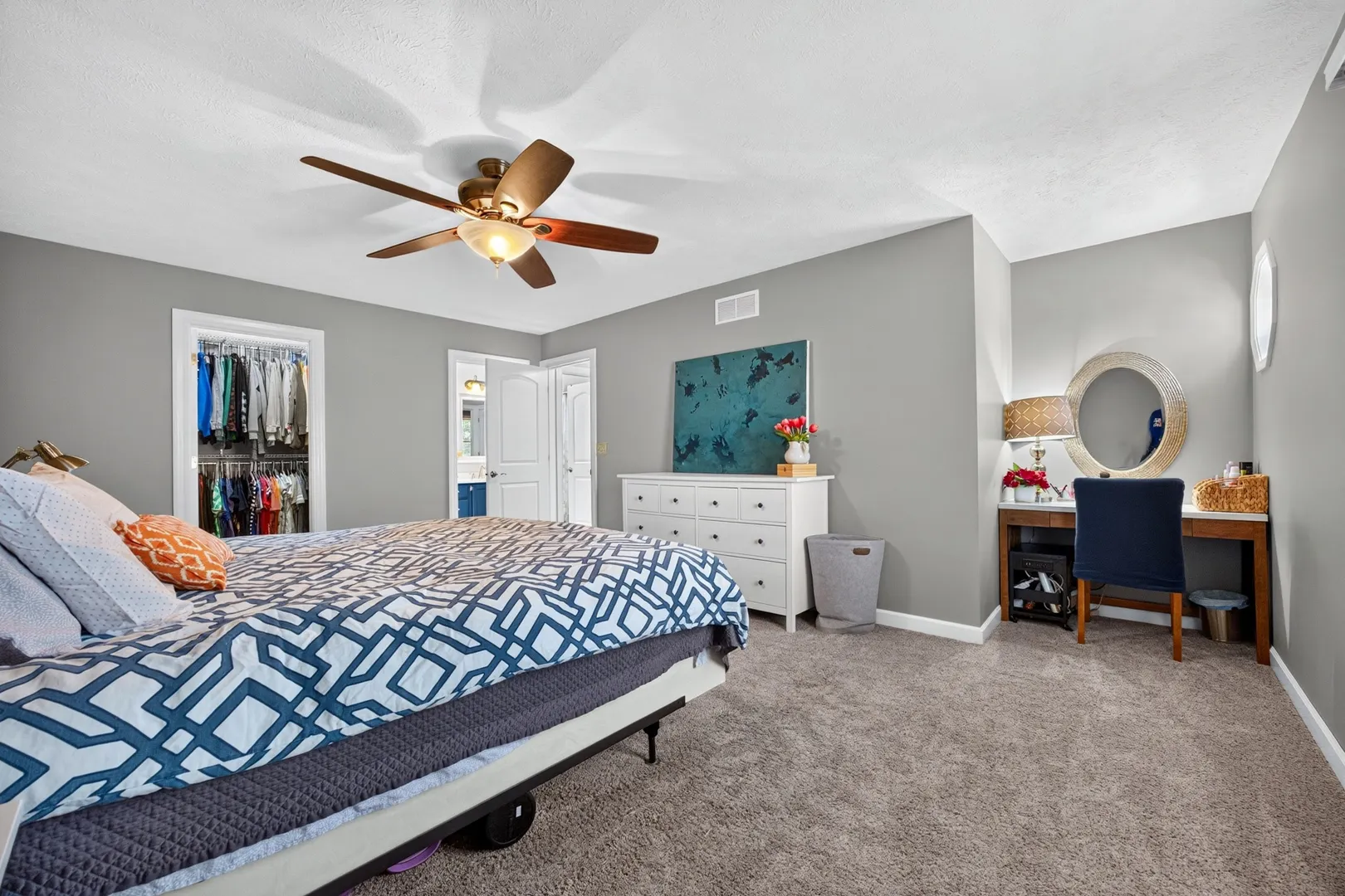 1211 Challis Drive IL