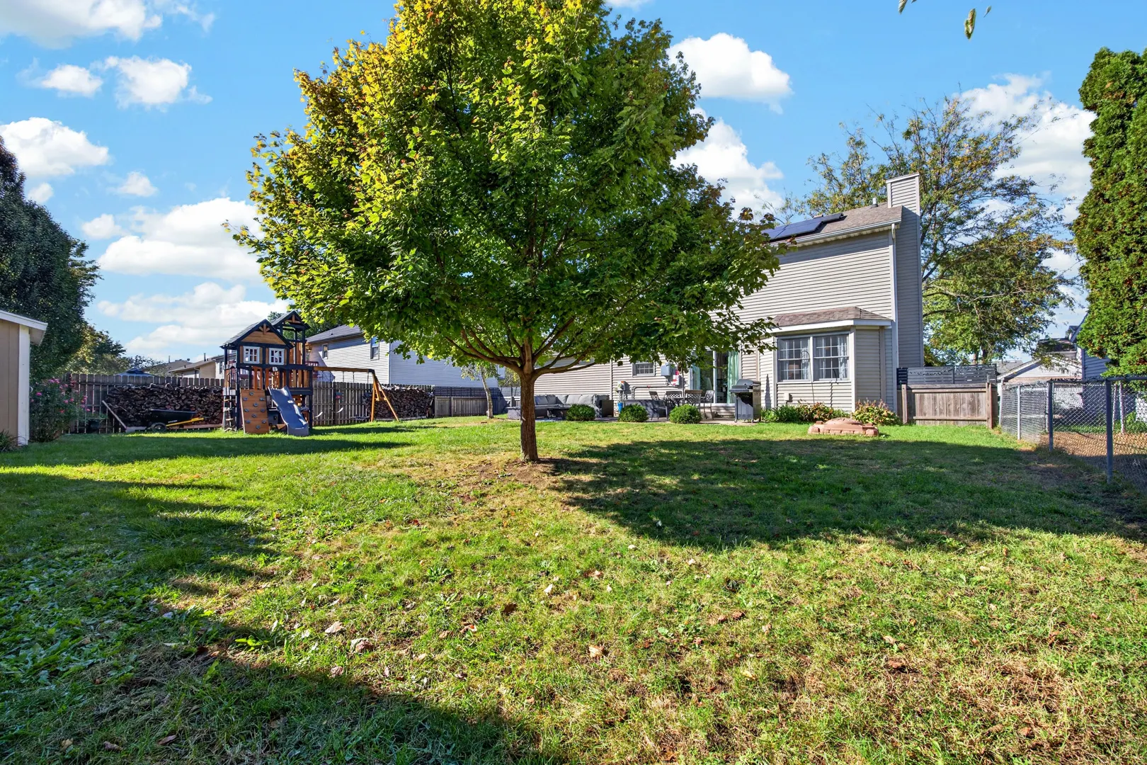 1211 Challis Drive IL