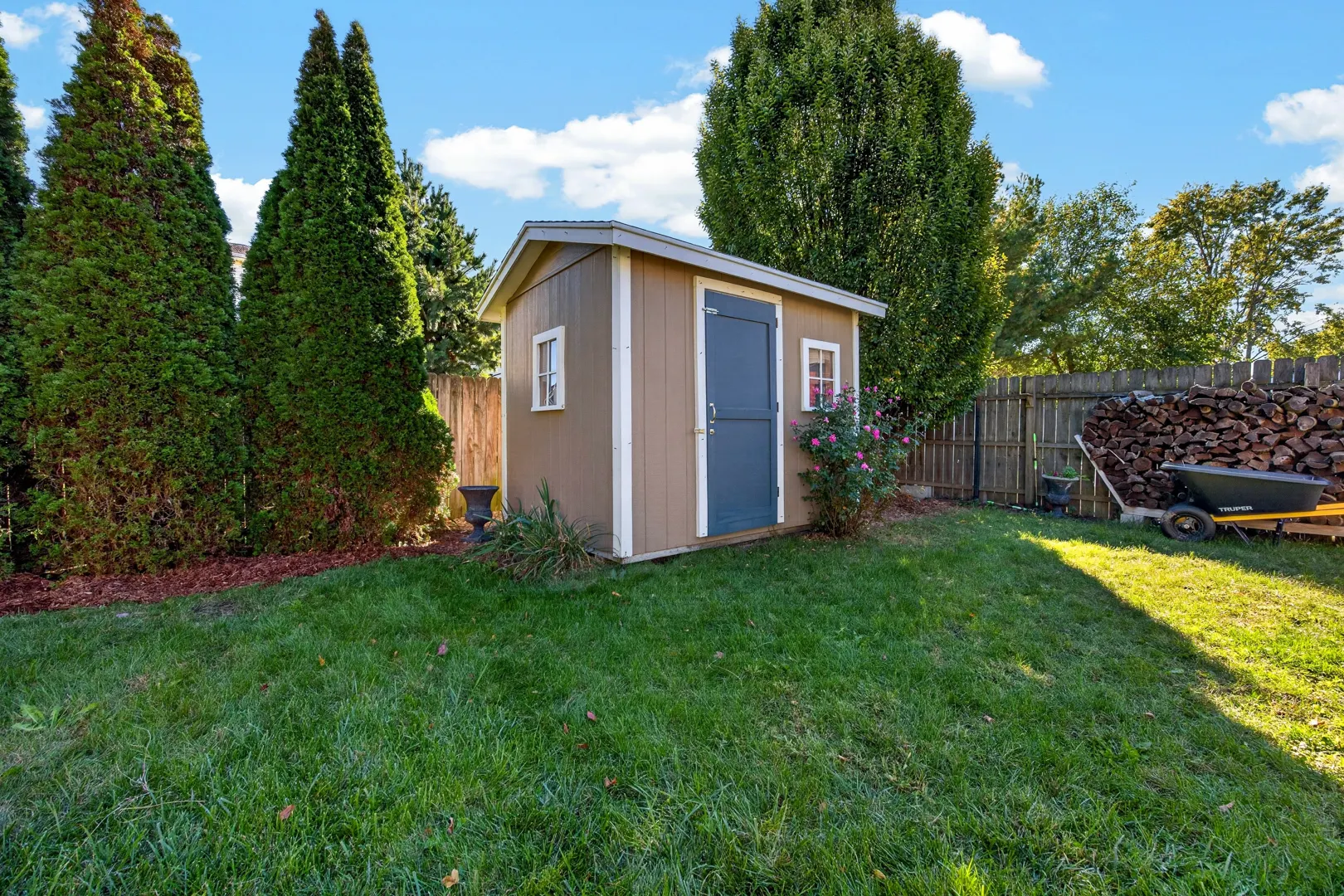 1211 Challis Drive IL