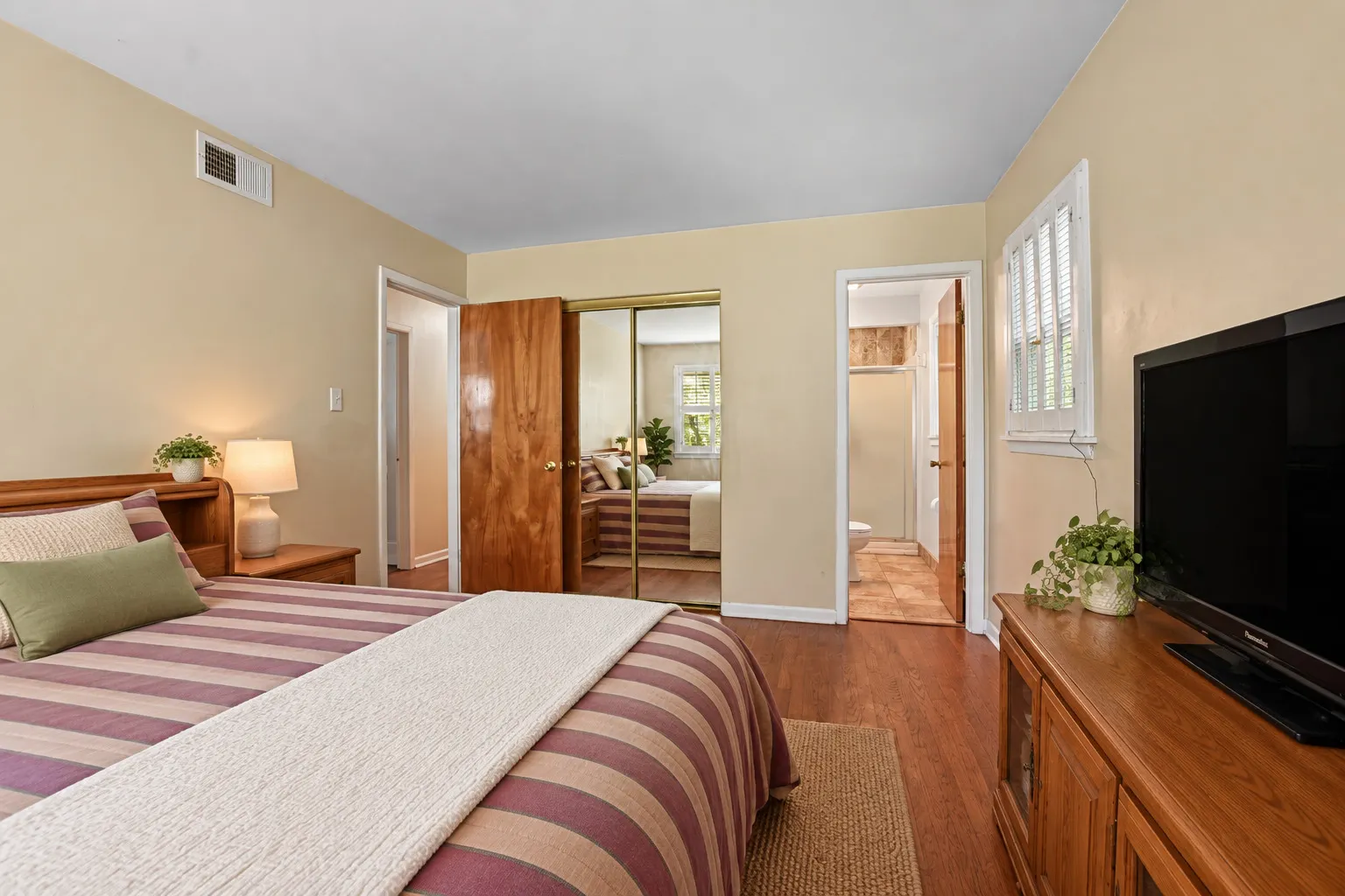18759 May Avenue IL