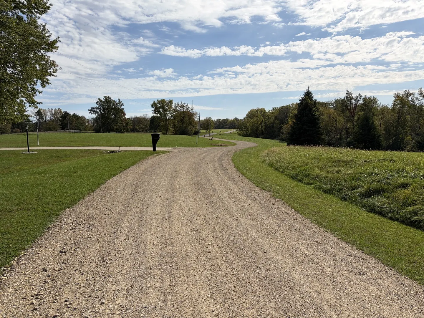 1319 Hidden Valley Drive IL