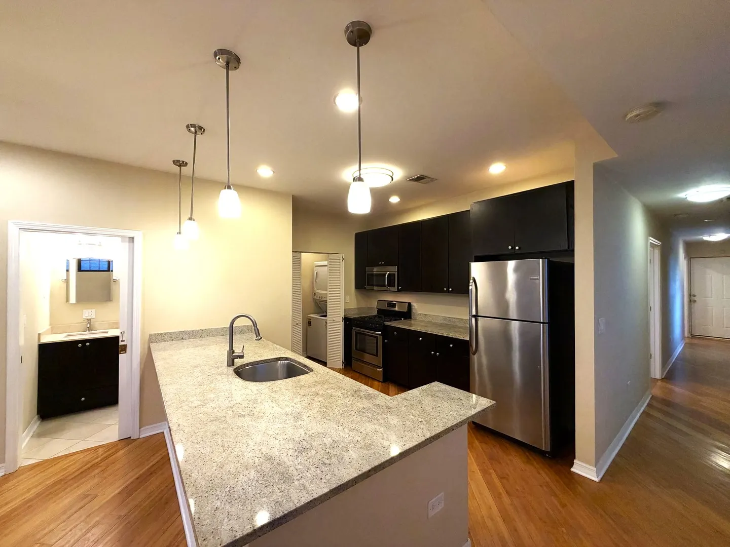 1522 W Superior Street IL #3
