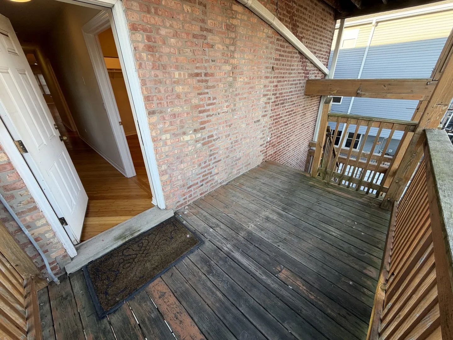 1522 W Superior Street IL #3