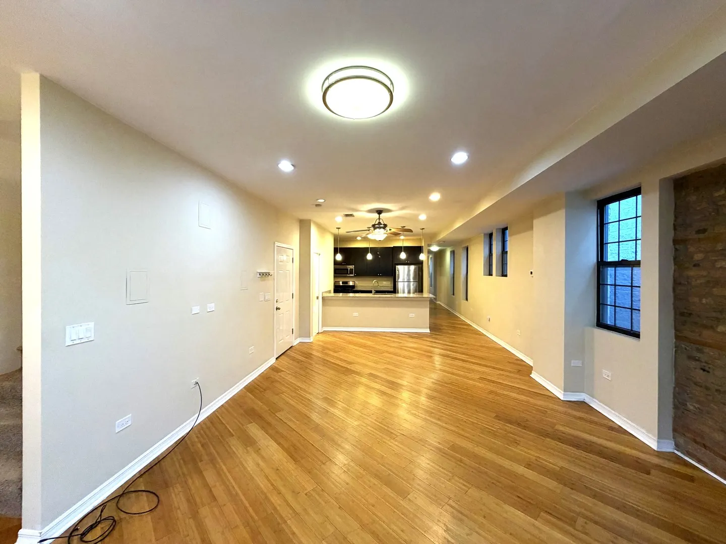 1522 W Superior Street IL #3